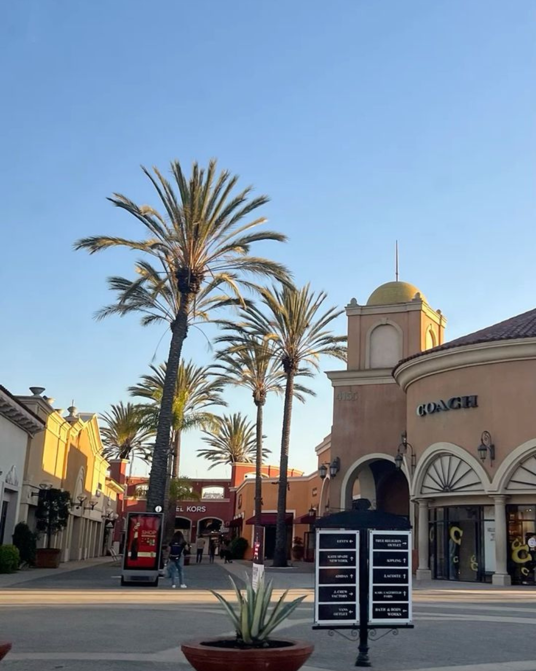 Las Americas Outlet